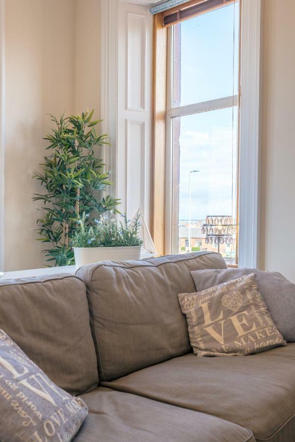 Arran View Apartment Prestwick Bagian luar foto